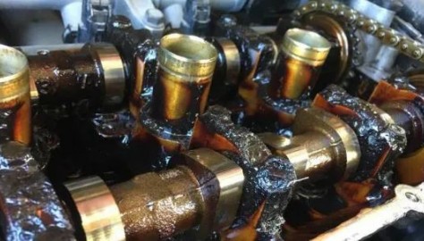 这些现象提醒你,润滑油不相容!