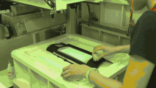 08OMD.gif